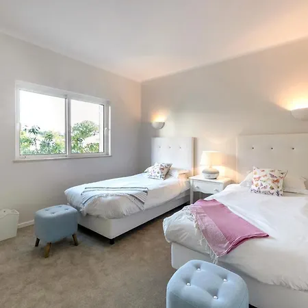 Vale Do Garrao Sleeps 8 With Pool Air Con And Wifi Villa Quinta do Lago